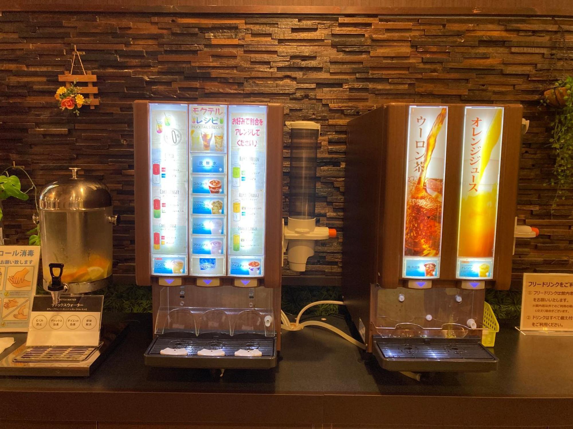 Castle Inn Toyokawa Екстер'єр фото
